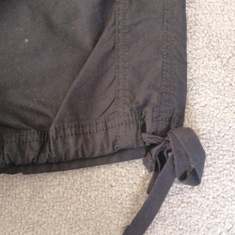 Black cargo style crop pants capris AU 10 - Picture 6 of 10